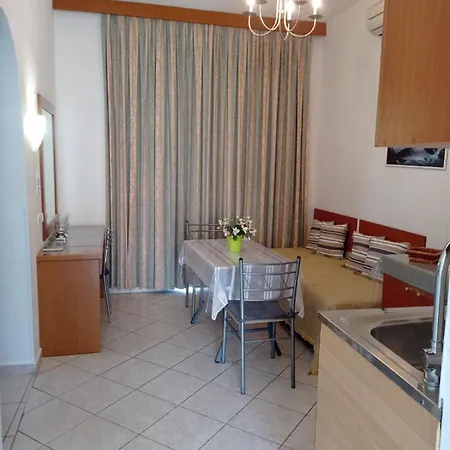 Irinoula * Livadia (Tilos)