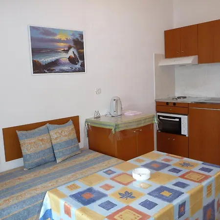 Irinoula Livadia (Tilos)