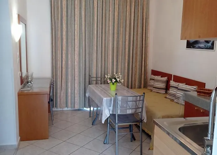 Irinoula * Livadia (Tilos)