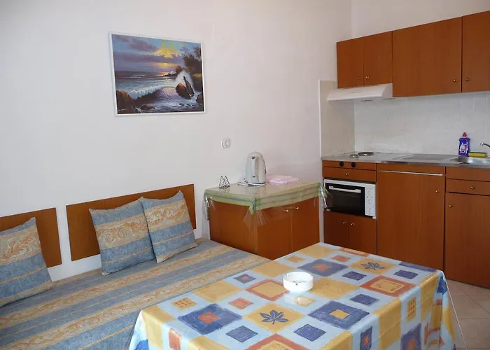 Irinoula Livadia (Tilos)