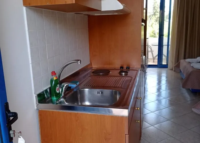 Irinoula * Livadia (Tilos)