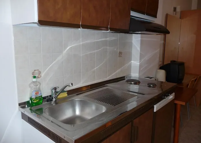 Irinoula Livadia (Tilos)